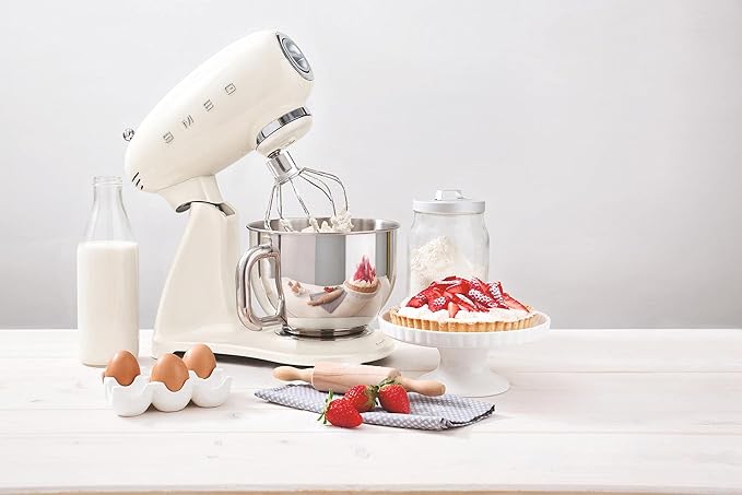 Petrin SMEG 800W 4.8L 10 VITESSES