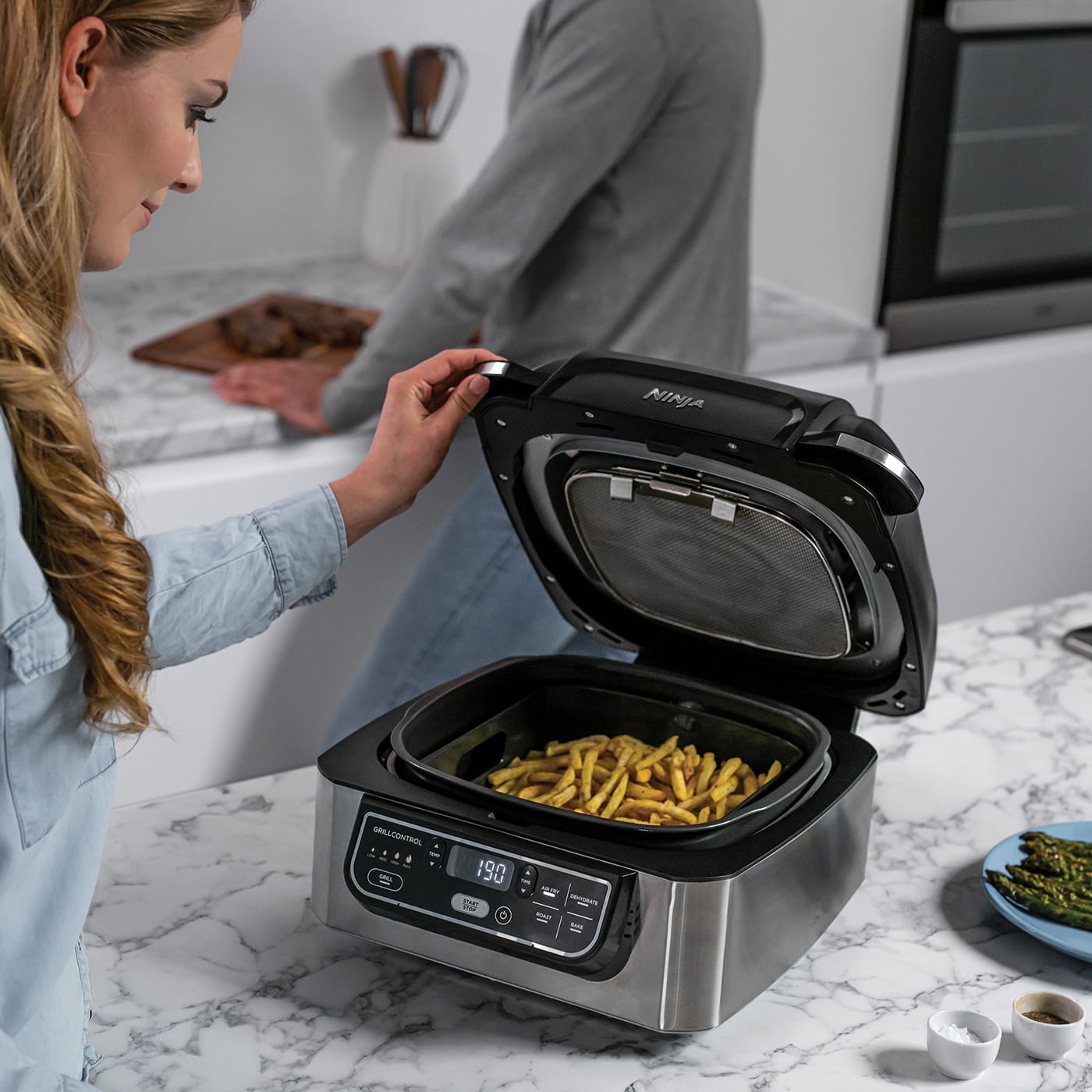 Friteuse Ninja Foodi Grill & Air Fryer d’intérieur 5-in-1 AG301EU