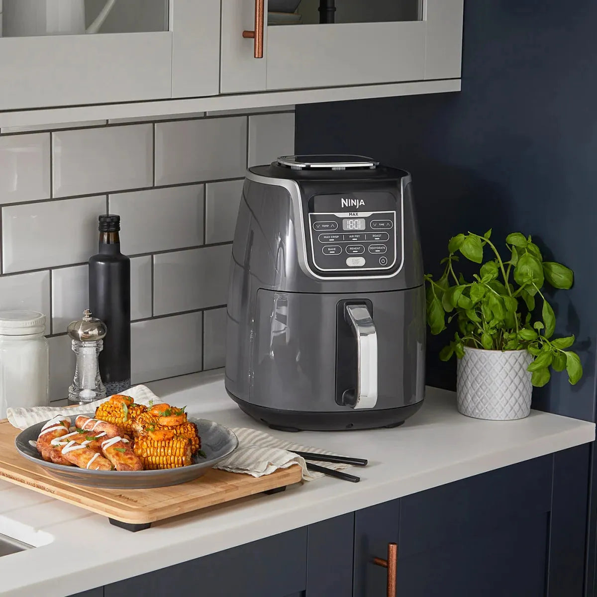 Air fryer Ninja Max 5,2L AF160EU, vue 3