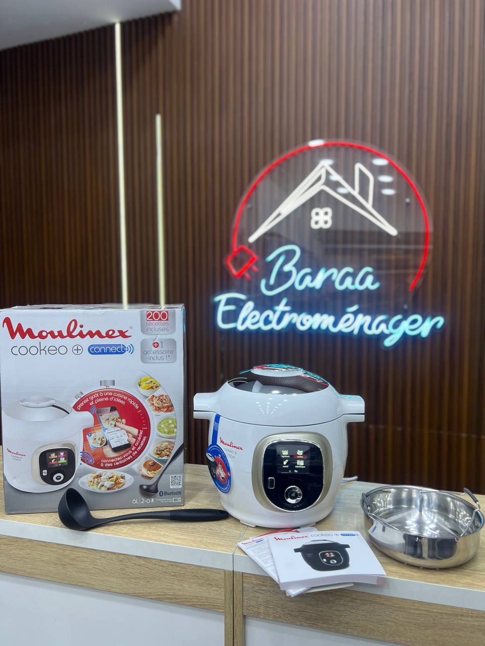 Robot cuiseur MOULINEX MULTICUISEUR INTELLIGENT 6L 1600W BLANC/ARGENT CE86DA10