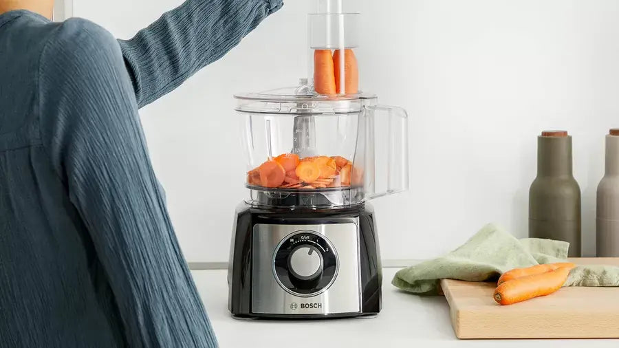 Robot multifonction Bosch MCM3501M 800W avec blender, vue 3